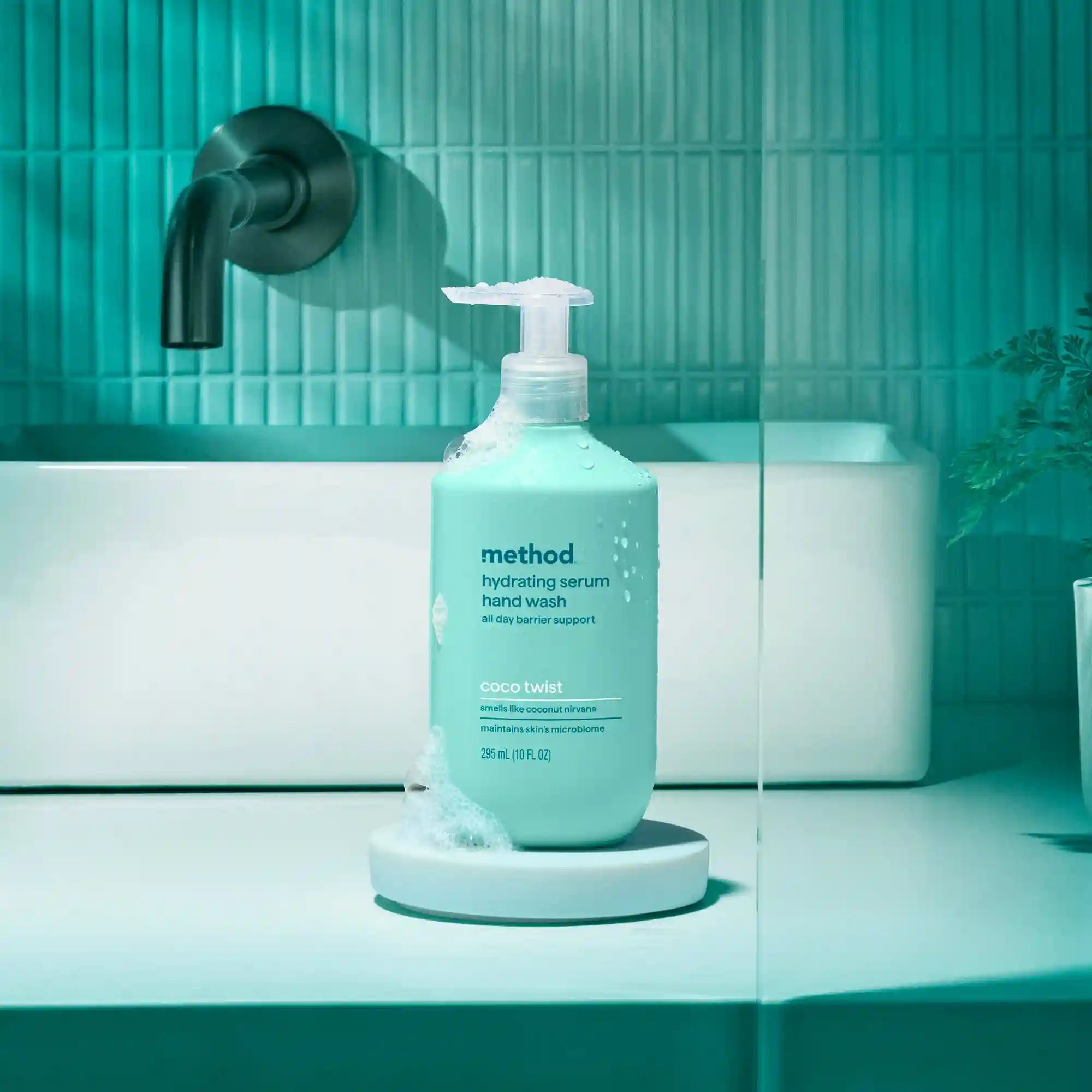 hydrating hand serum hand wash - coco twist, 10 oz
